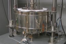 熱伝導率試験装置（高温GHP法）