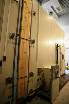 人工気候室（外観）