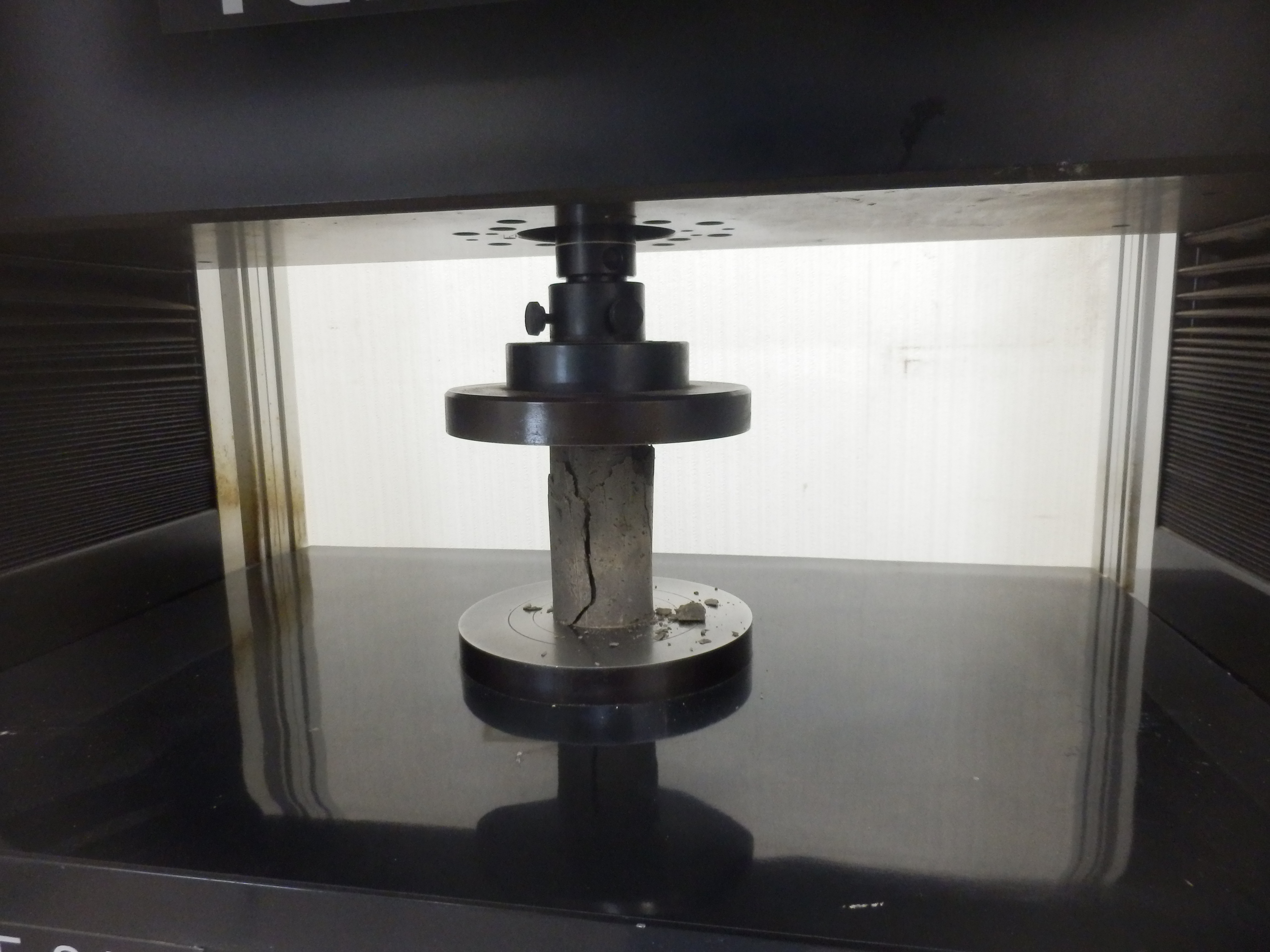 地盤改良材（一軸）